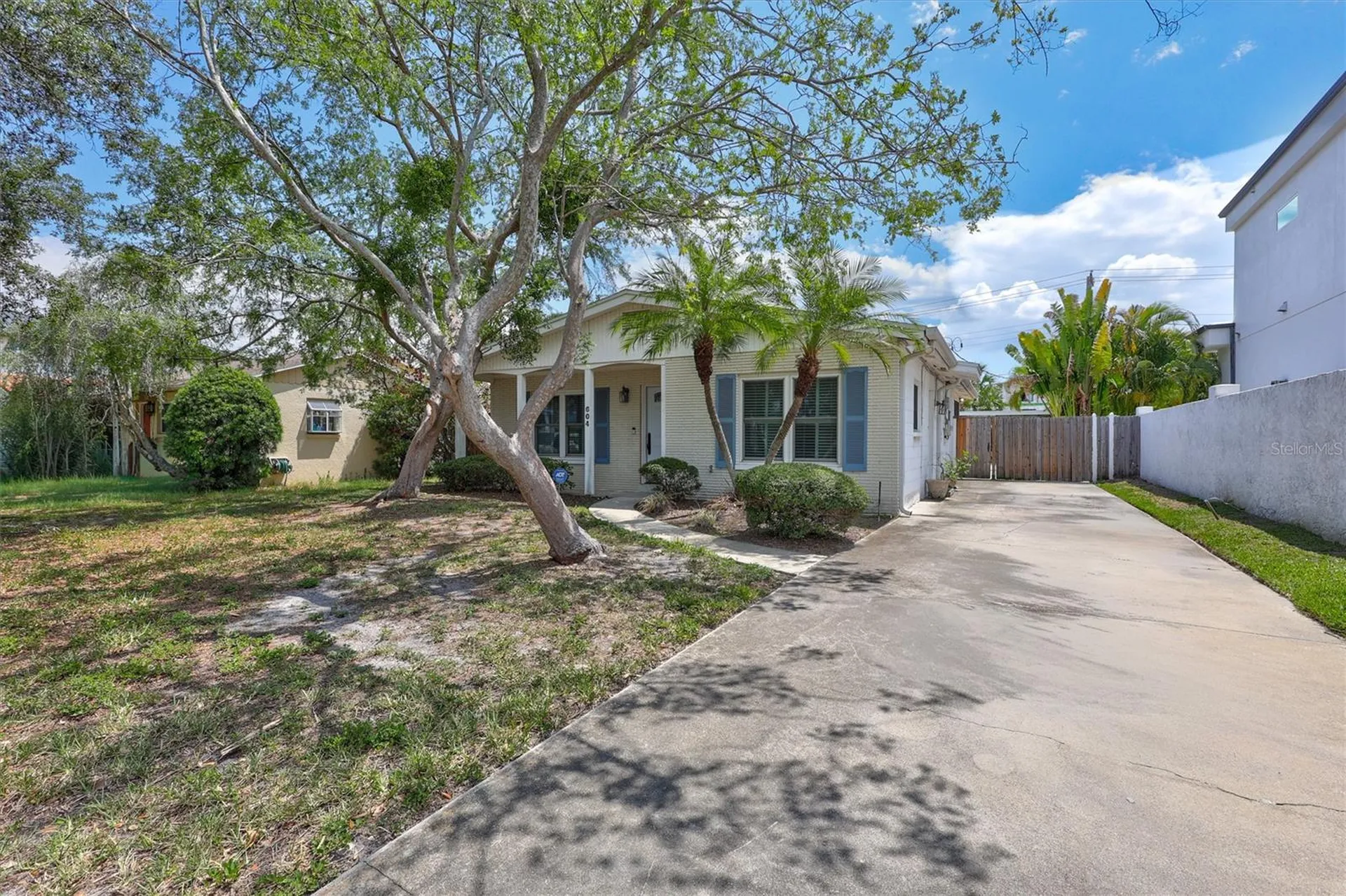 604 E Davis Boulevard Tampa FL 33606