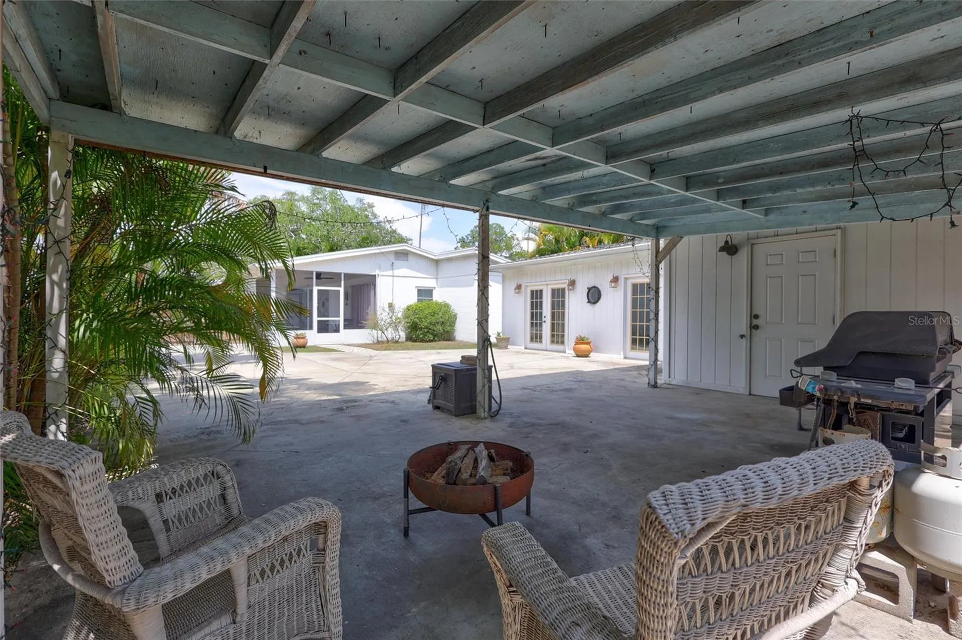 604 E Davis Boulevard Tampa FL 33606