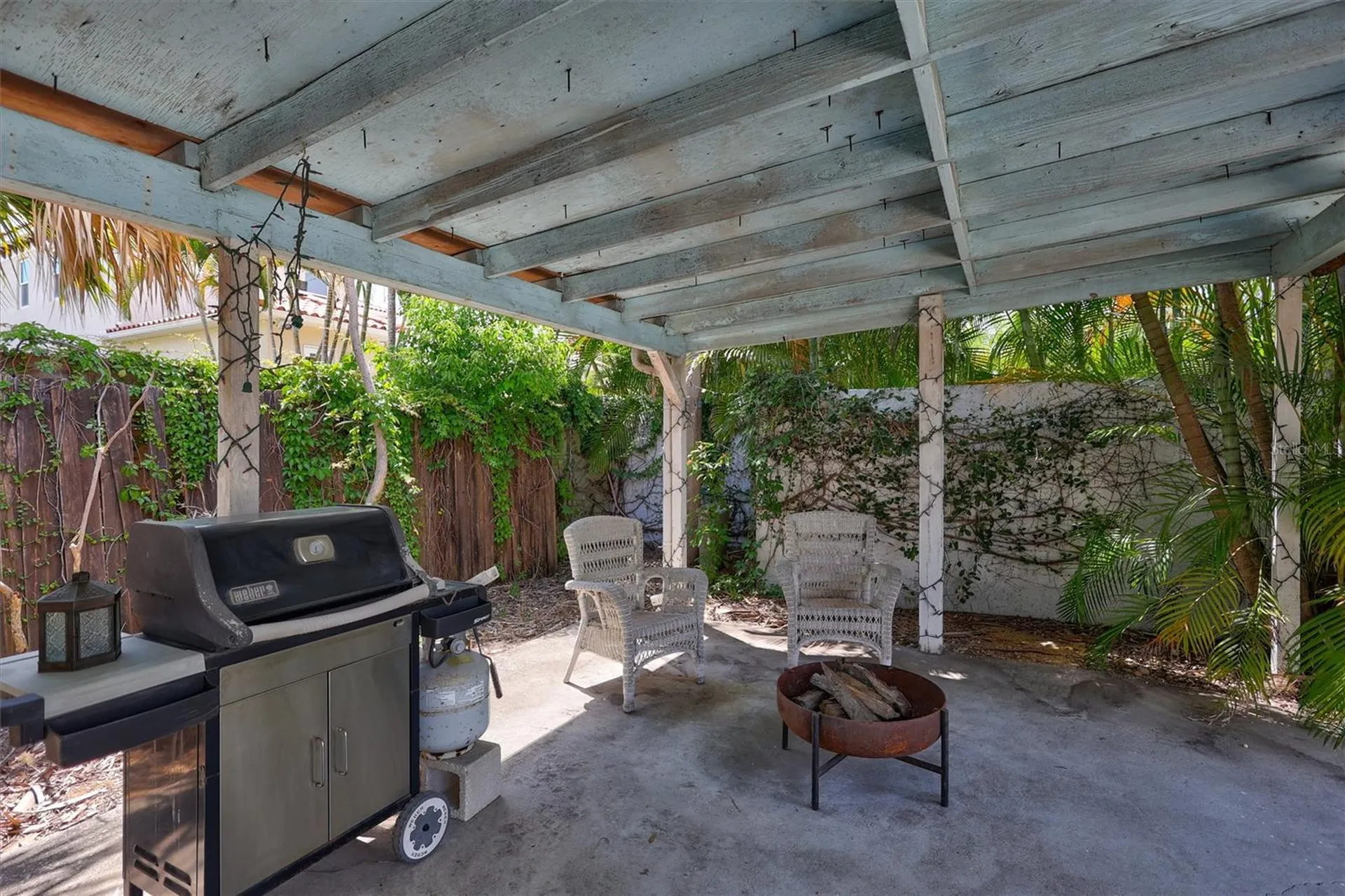 604 E Davis Boulevard Tampa FL 33606