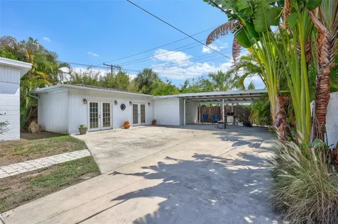 604 E Davis Boulevard Tampa FL 33606