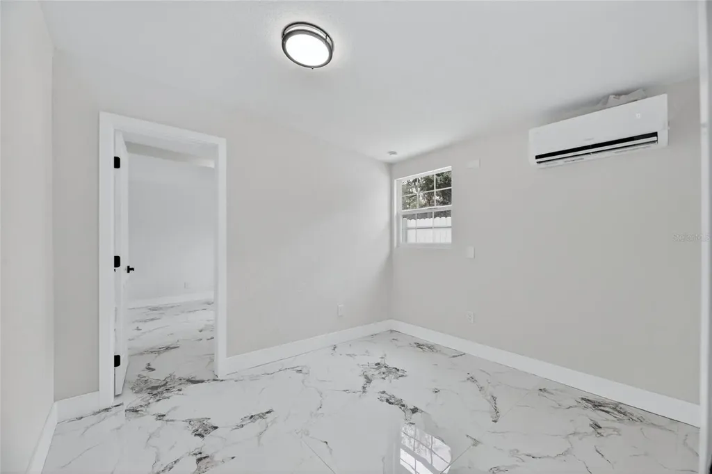 9608 N Aster Avenue Tampa FL 33612