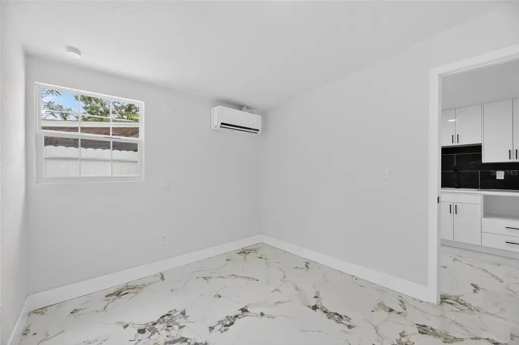 9608 N Aster Avenue Tampa FL 33612