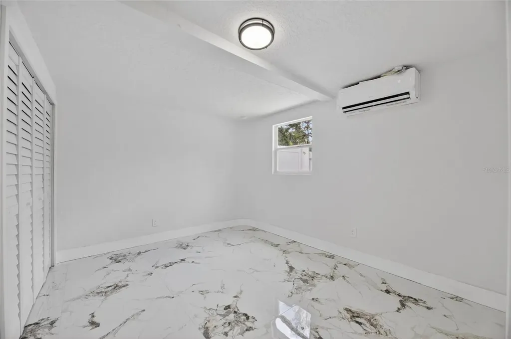 9608 N Aster Avenue Tampa FL 33612