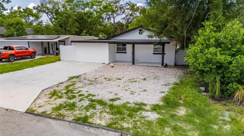 9608 N Aster Avenue Tampa FL 33612
