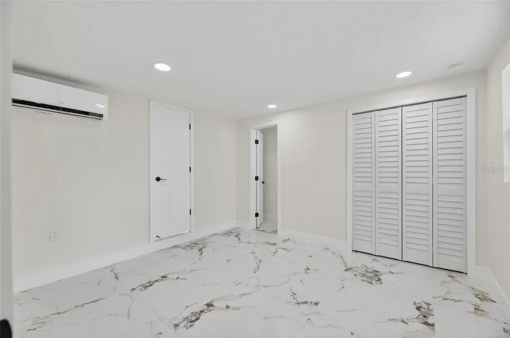 9608 N Aster Avenue Tampa FL 33612