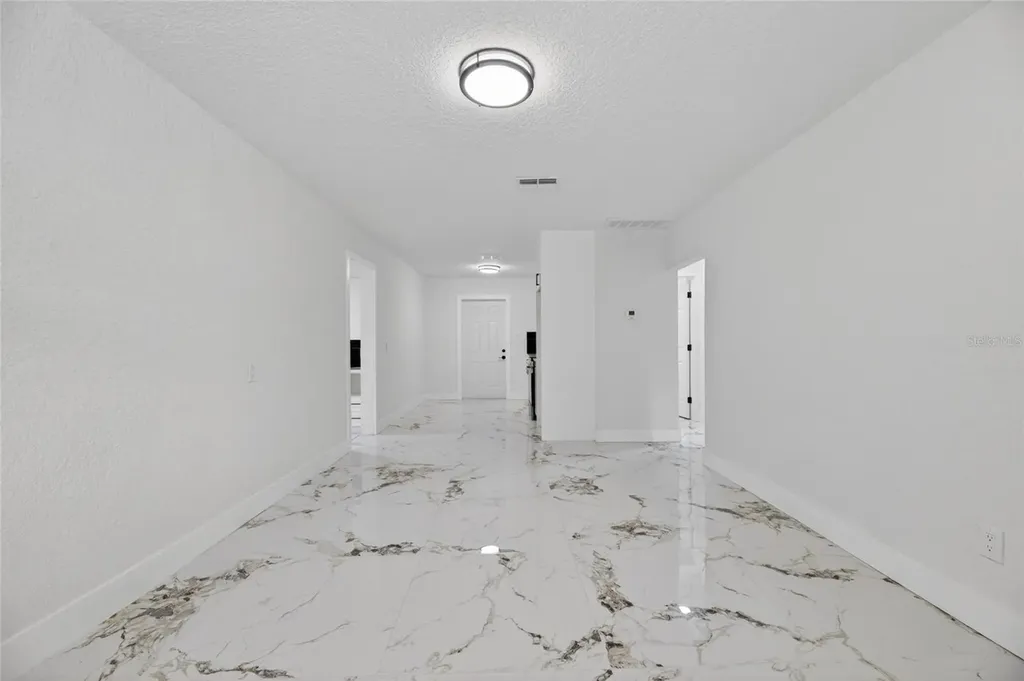 9608 N Aster Avenue Tampa FL 33612