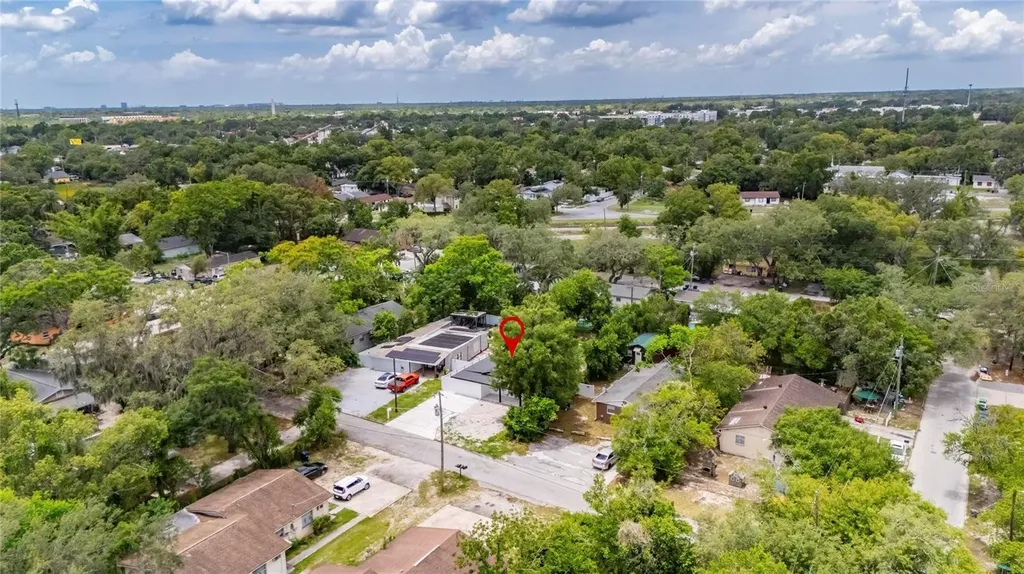9608 N Aster Avenue Tampa FL 33612