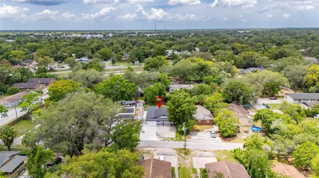 9608 N Aster Avenue Tampa FL 33612