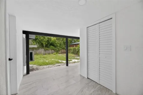 9608 N Aster Avenue Tampa FL 33612