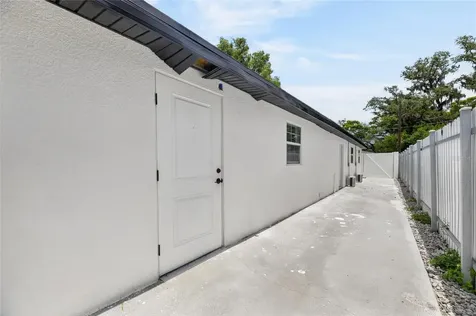 9608 N Aster Avenue Tampa FL 33612