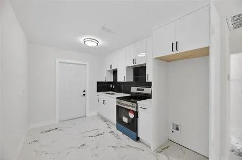 9608 N Aster Avenue Tampa FL 33612