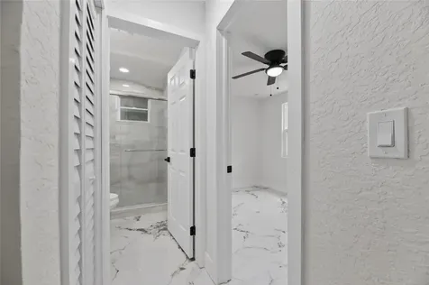 9608 N Aster Avenue Tampa FL 33612