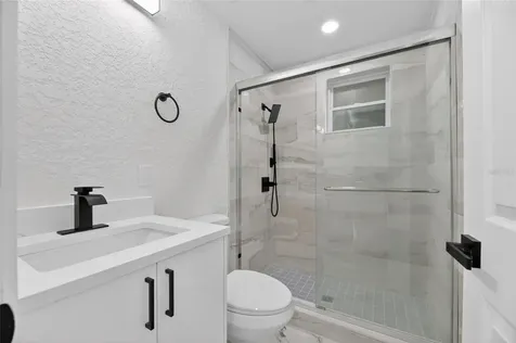 9608 N Aster Avenue Tampa FL 33612