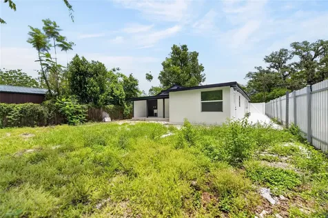 9608 N Aster Avenue Tampa FL 33612