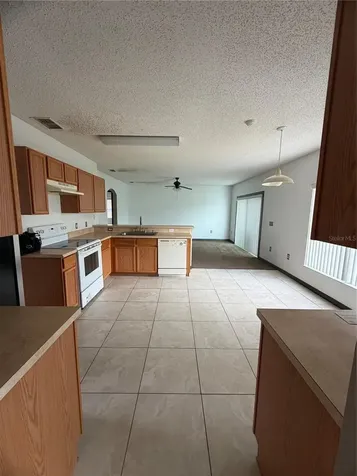 567 Hummingbird Court Kissimmee FL 34759
