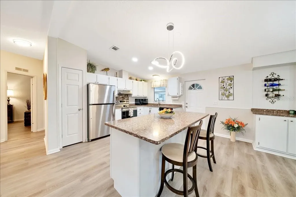 926 Saint Andrews Boulevard Lady Lake FL 32159