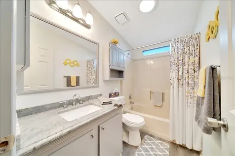 926 Saint Andrews Boulevard Lady Lake FL 32159