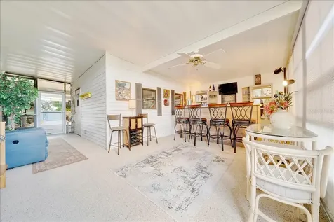 926 Saint Andrews Boulevard Lady Lake FL 32159