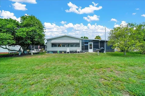 926 Saint Andrews Boulevard Lady Lake FL 32159