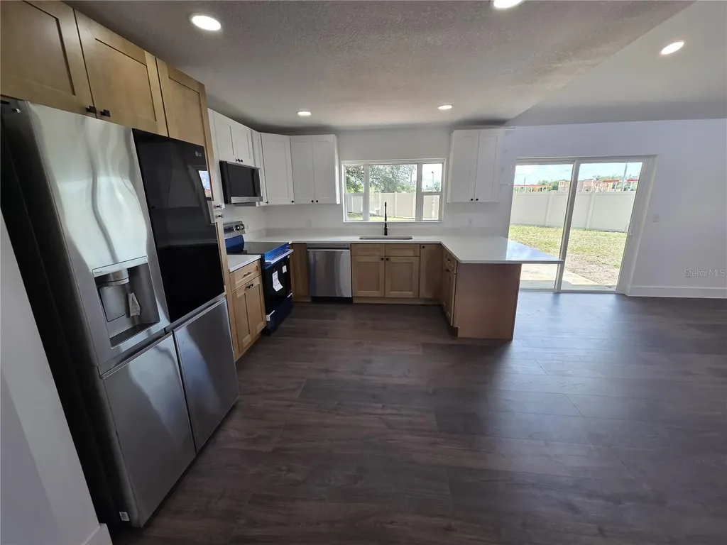 1805 S Wilkins Avenue Plant City FL 33563