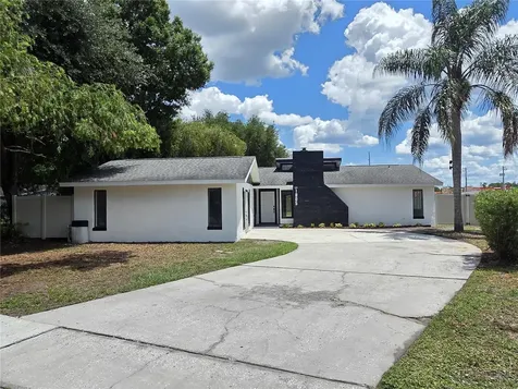 1805 S Wilkins Avenue Plant City FL 33563