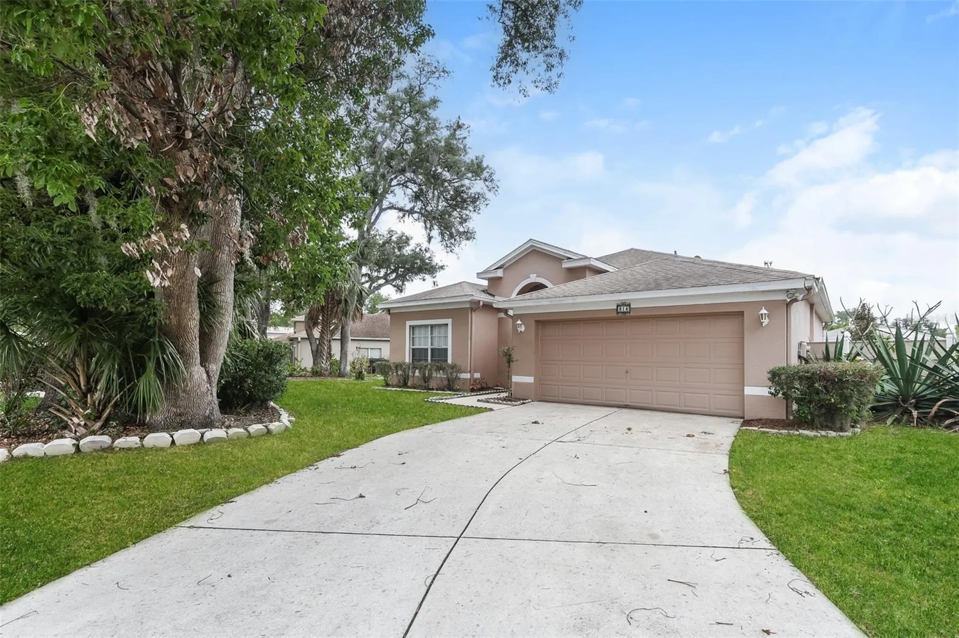 814 Coade Stone Drive Seffner FL 33584