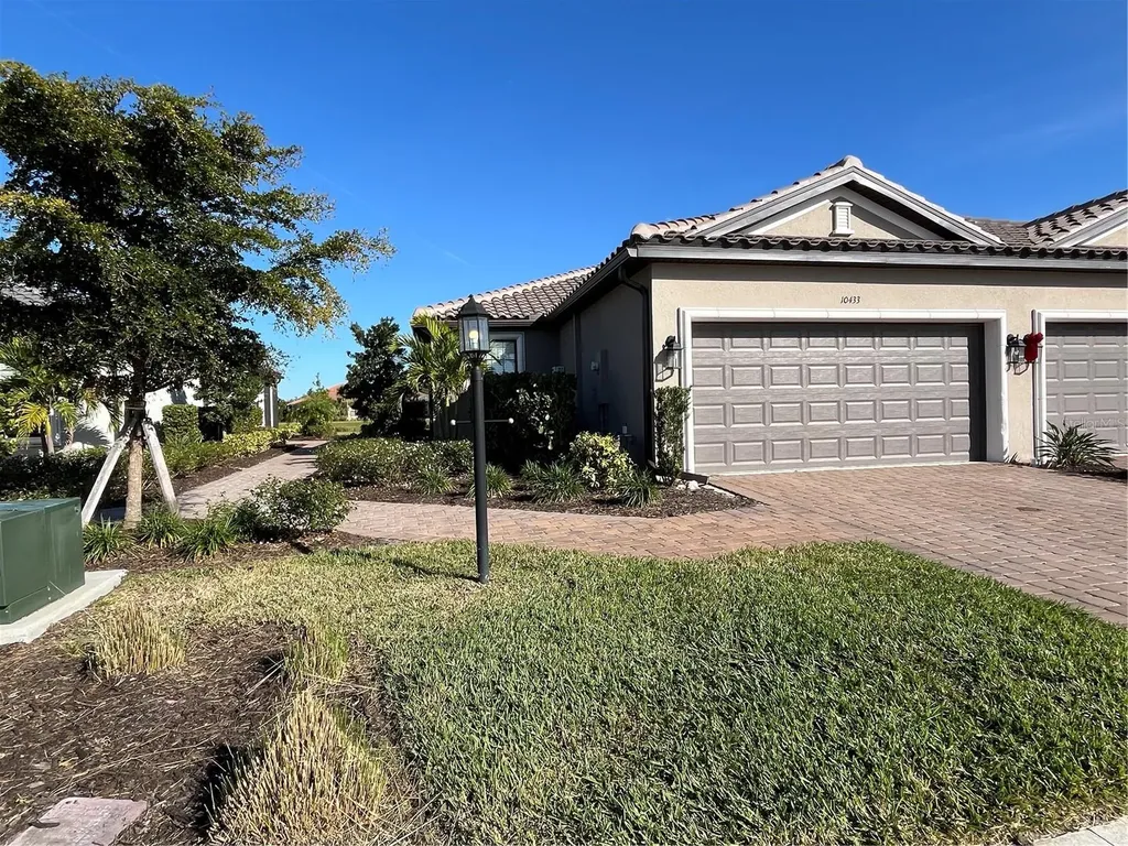 10433 Morning Mist Lane Sarasota FL 34241