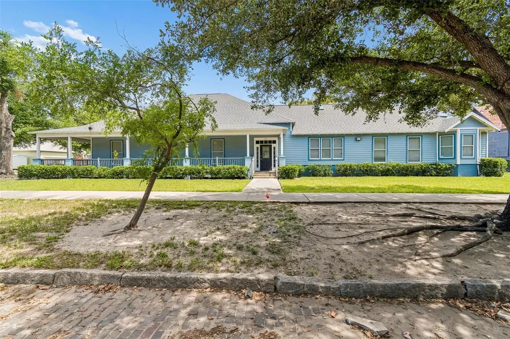 402 E 7th Avenue Tampa FL 33602