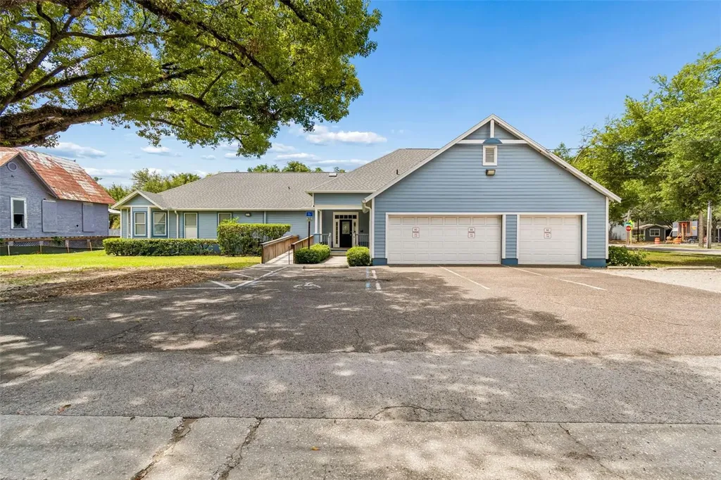 402 E 7th Avenue Tampa FL 33602