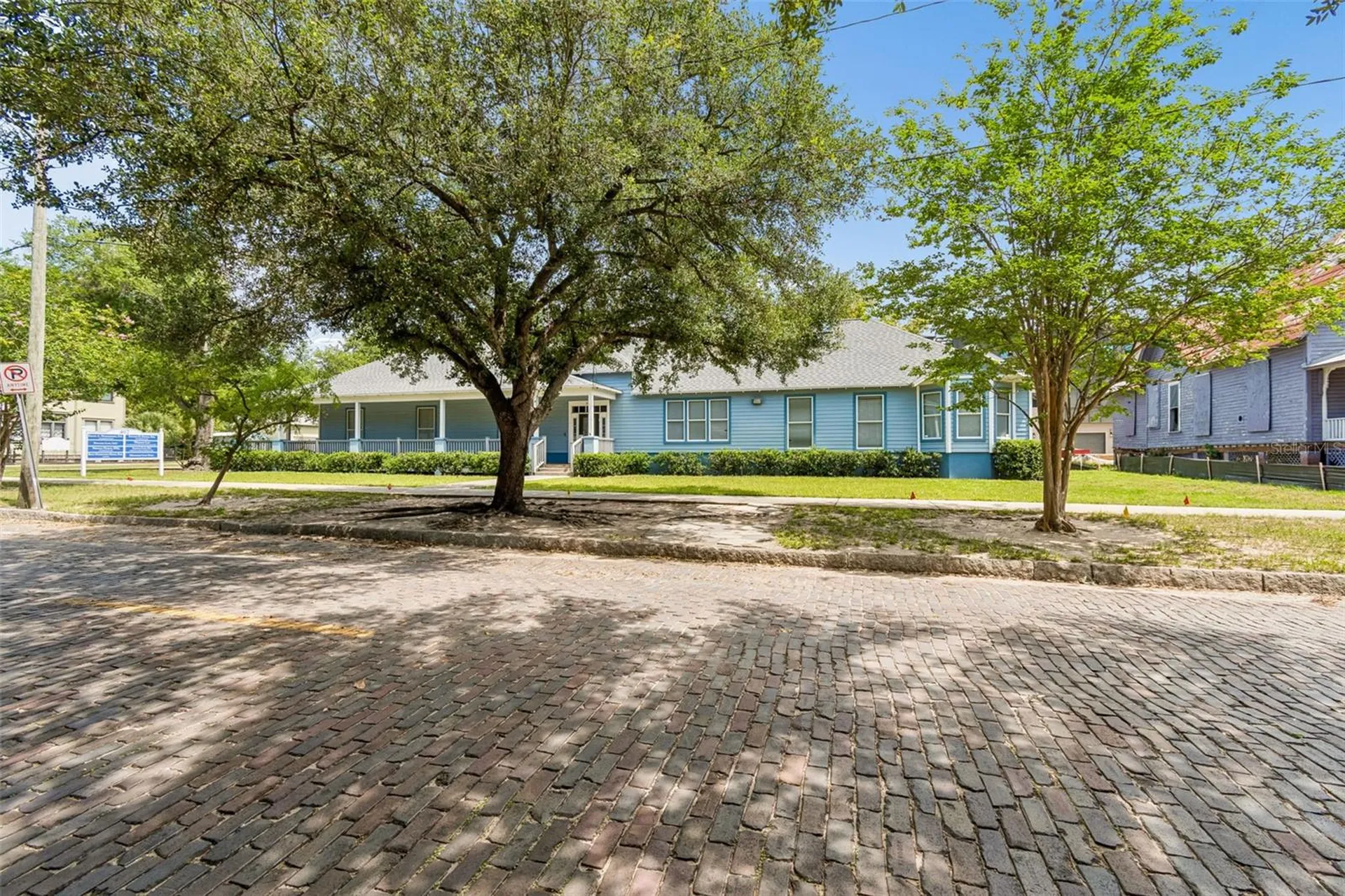 402 E 7th Avenue Tampa FL 33602