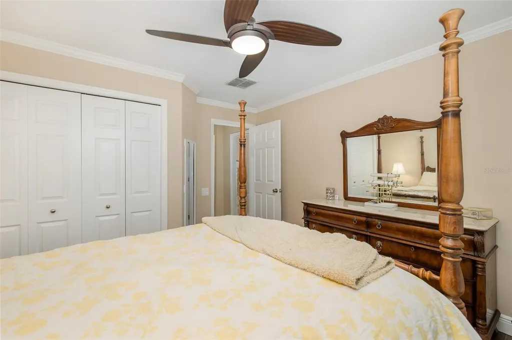 321 Waterford Circle E Tarpon Springs FL 34688