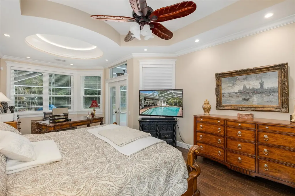 321 Waterford Circle E Tarpon Springs FL 34688