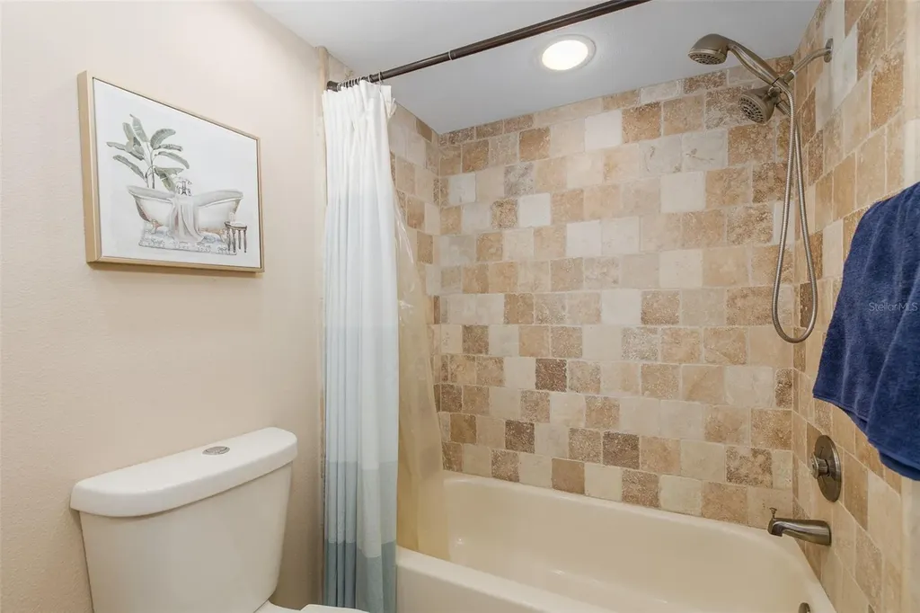 321 Waterford Circle E Tarpon Springs FL 34688