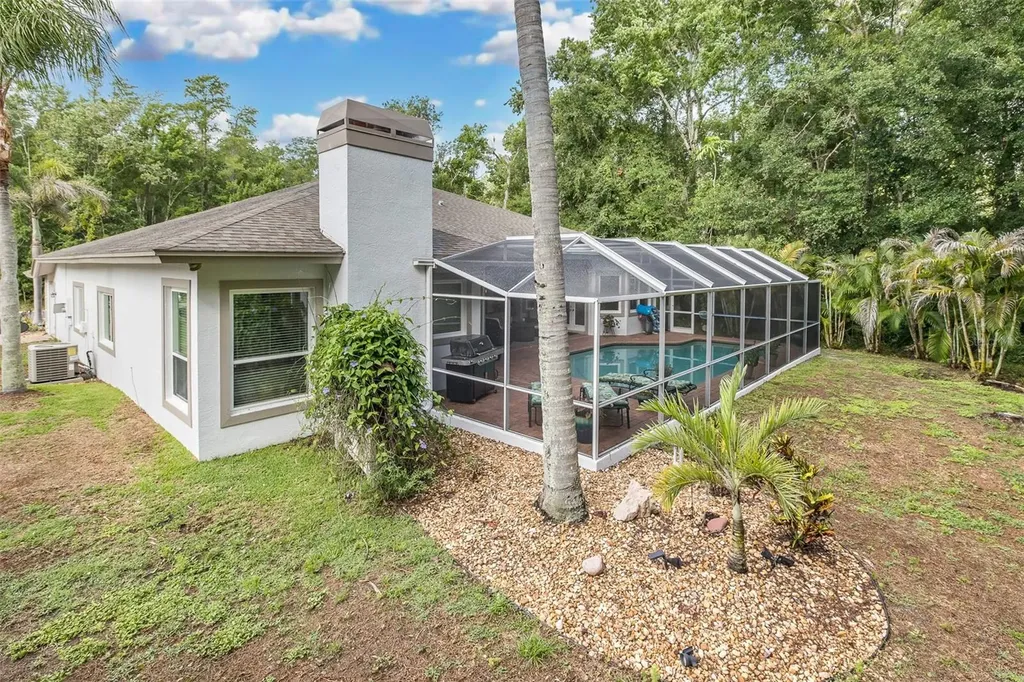 321 Waterford Circle E Tarpon Springs FL 34688