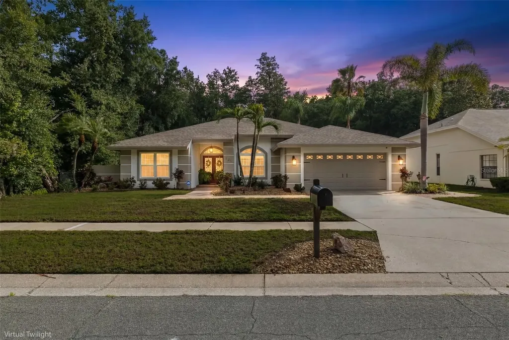 321 Waterford Circle E Tarpon Springs FL 34688