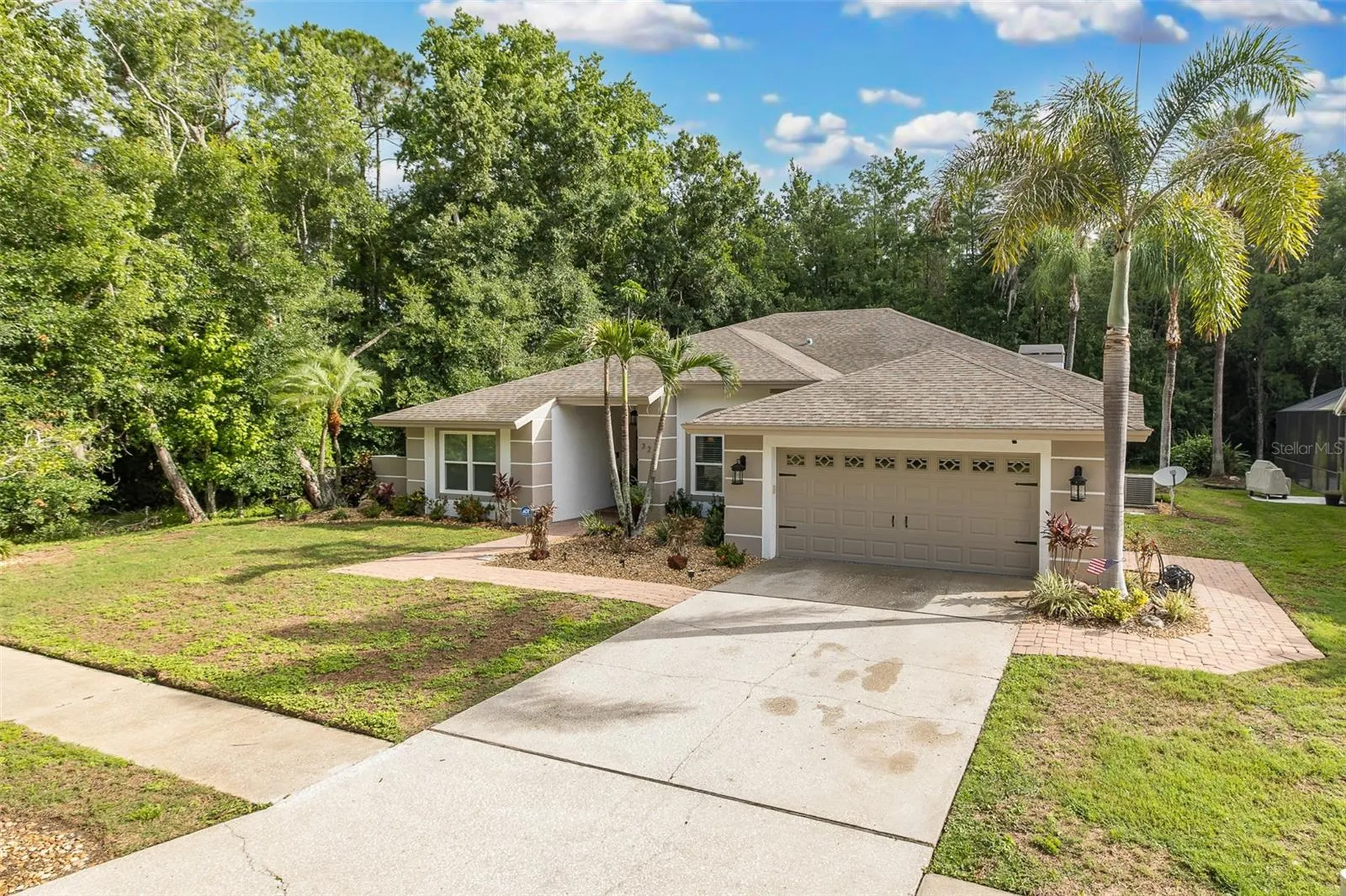 321 Waterford Circle E Tarpon Springs FL 34688