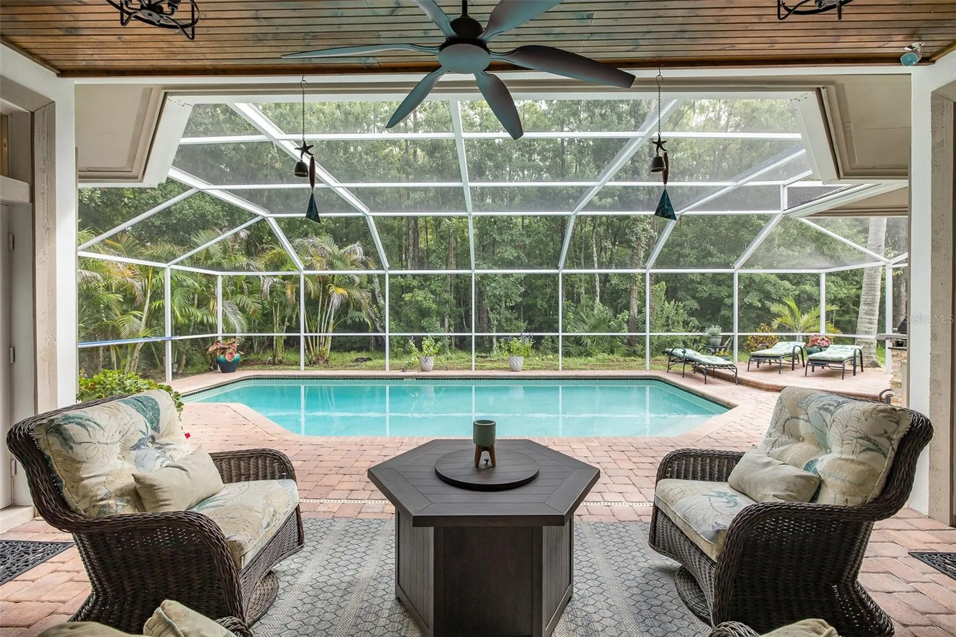 321 Waterford Circle E Tarpon Springs FL 34688