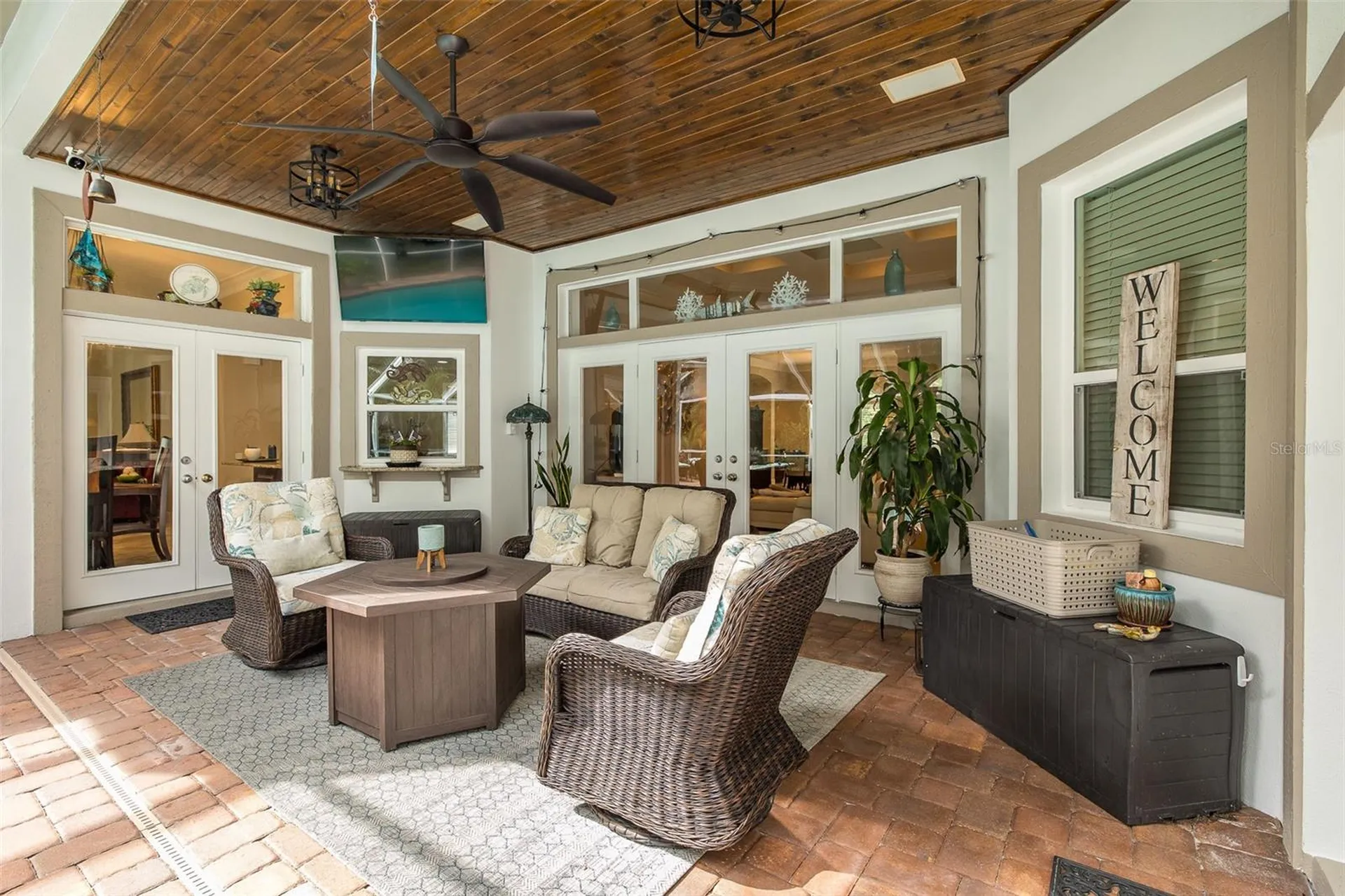 321 Waterford Circle E Tarpon Springs FL 34688