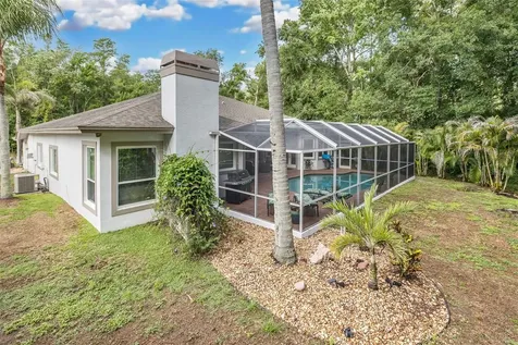 321 Waterford Circle E Tarpon Springs FL 34688