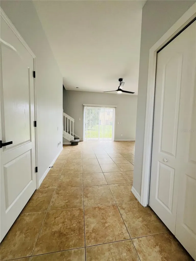 9096 Iron Oak Avenue Tampa FL 33647