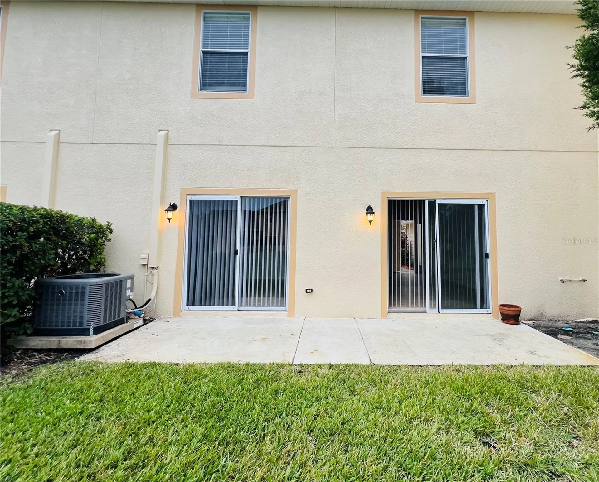 9096 Iron Oak Avenue Tampa FL 33647
