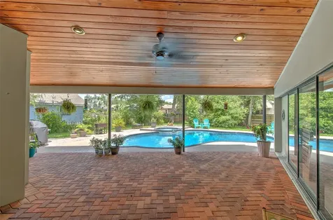 3816 Buckingham Loop Drive Valrico FL 33594