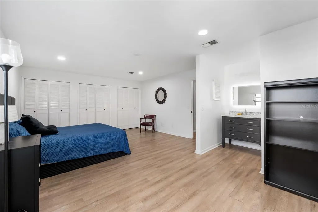 8127 SW 12th Place Gainesville FL 32607