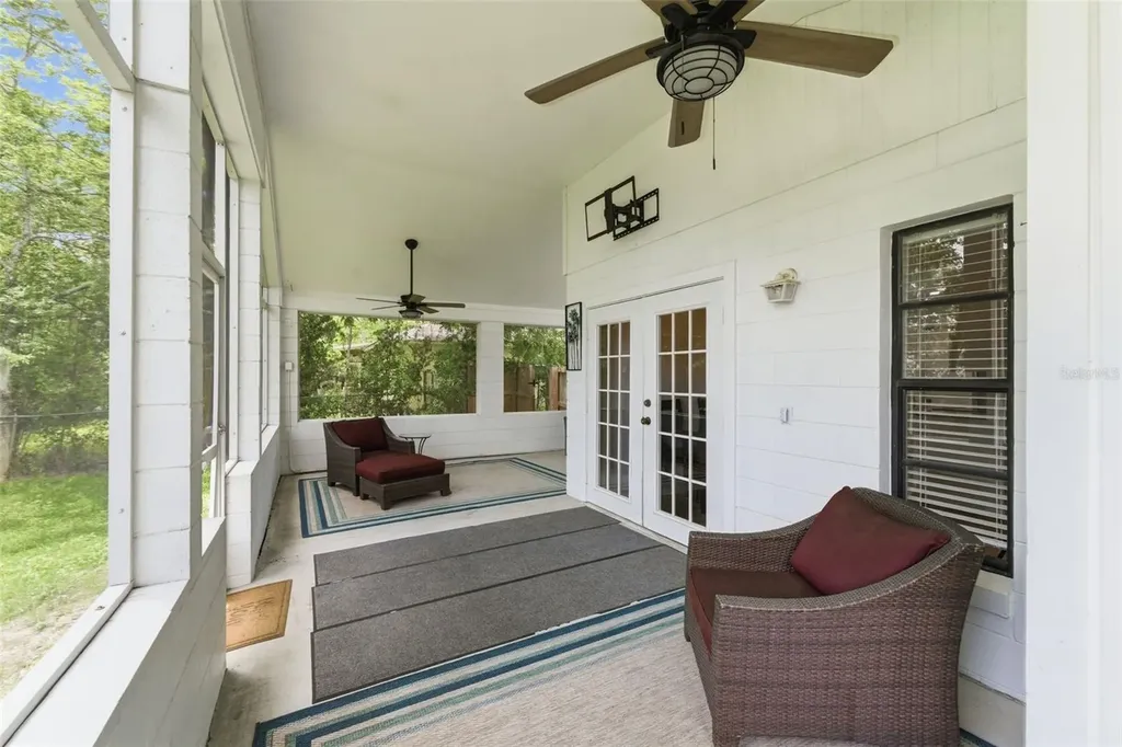 8127 SW 12th Place Gainesville FL 32607
