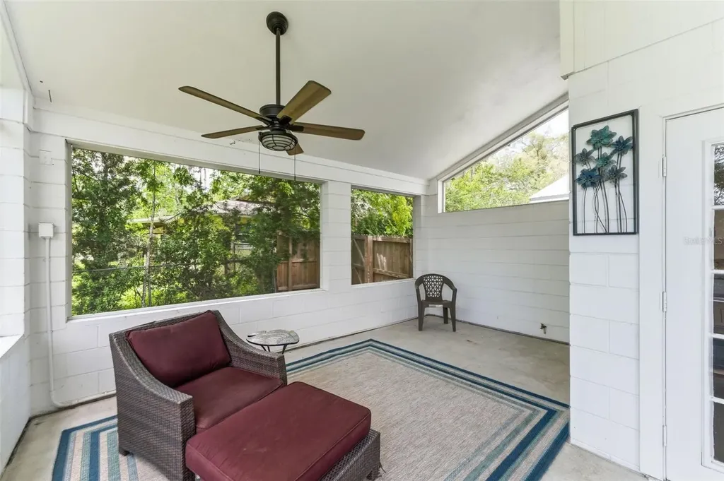 8127 SW 12th Place Gainesville FL 32607