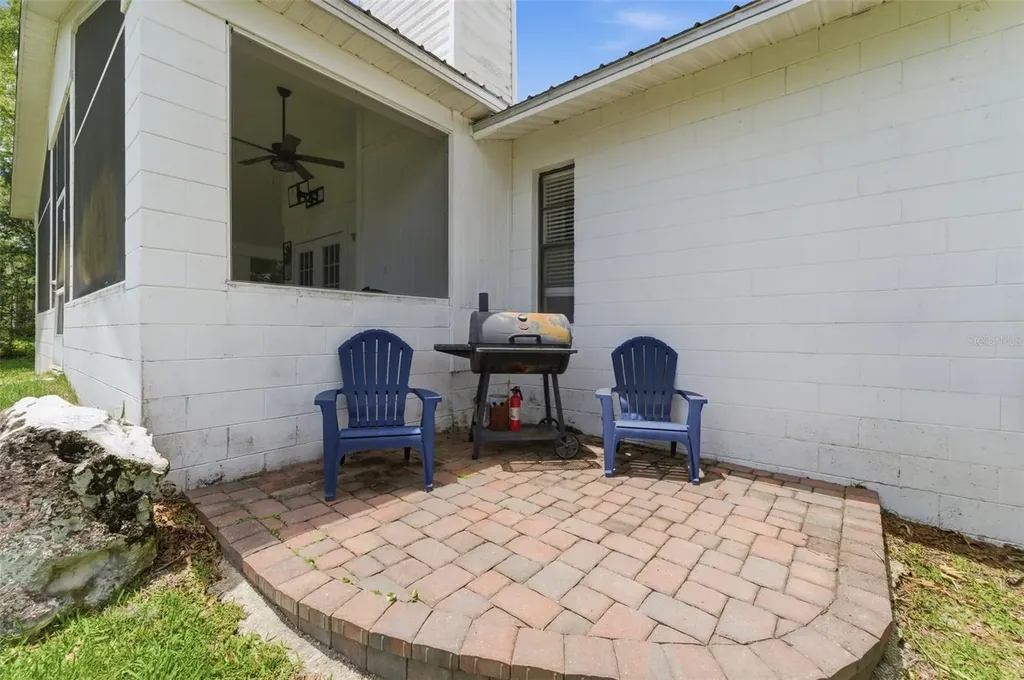 8127 SW 12th Place Gainesville FL 32607