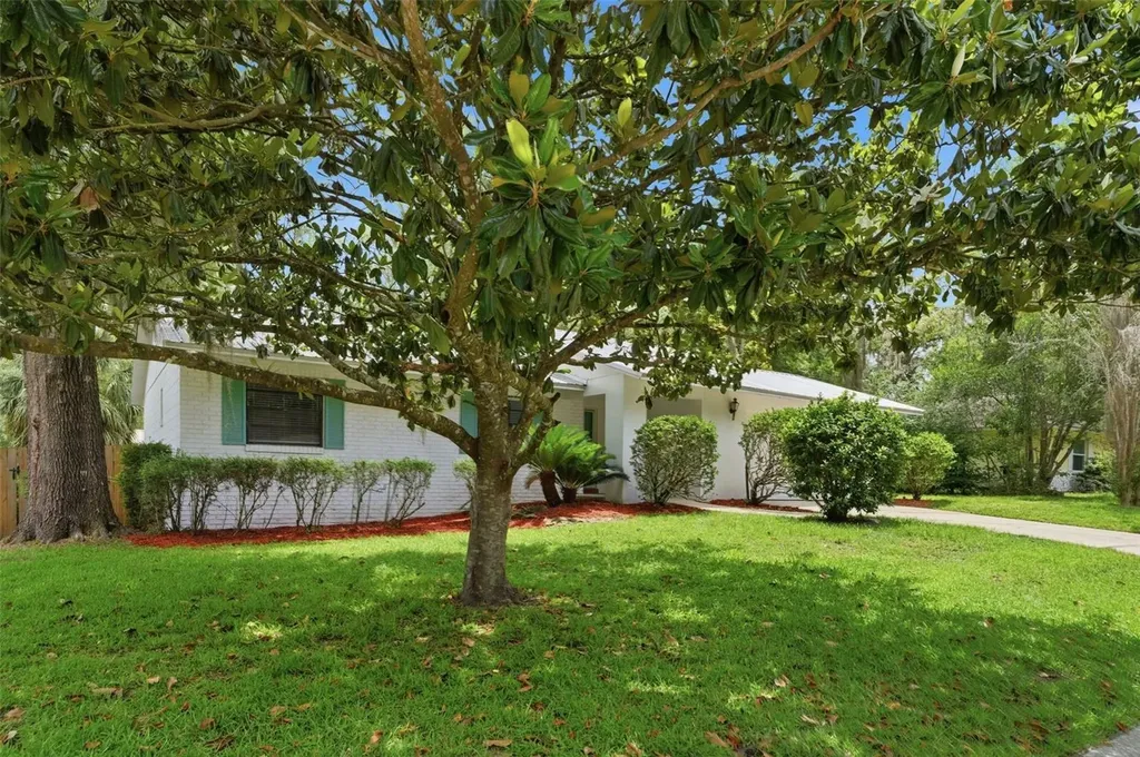 8127 SW 12th Place Gainesville FL 32607
