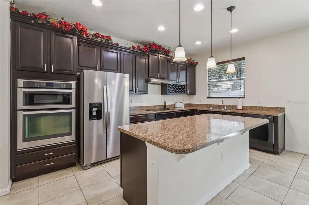 1572 Auburn Hills Court Tavares FL 32778