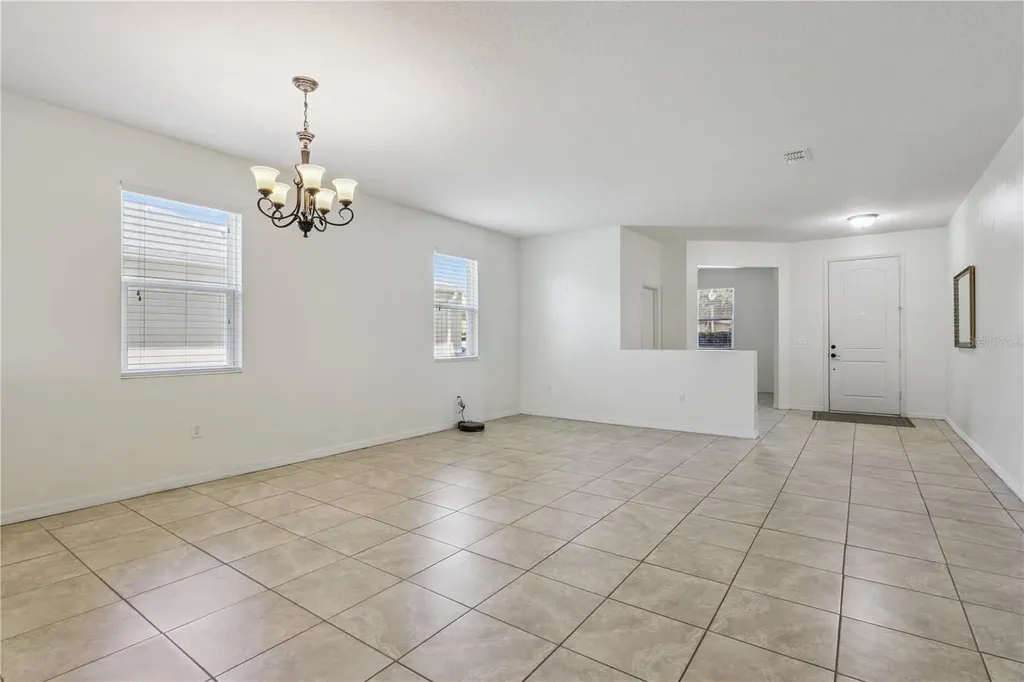 1572 Auburn Hills Court Tavares FL 32778