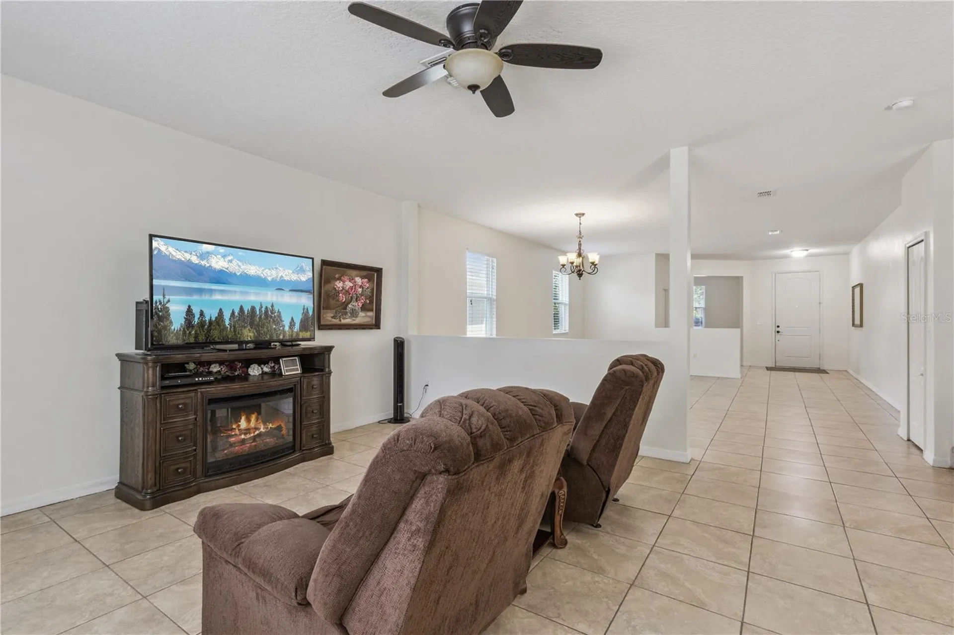 1572 Auburn Hills Court Tavares FL 32778